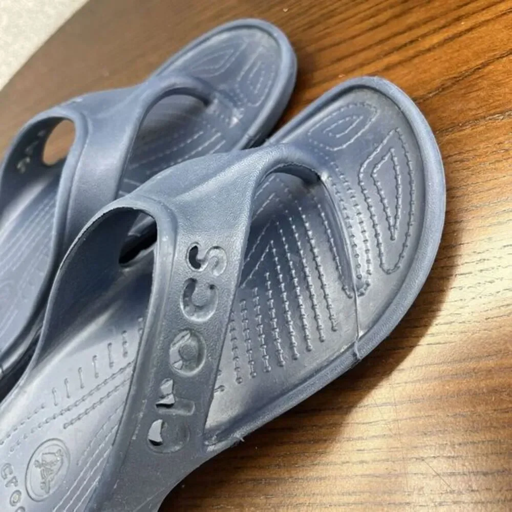 Crocs Baya Sandals Women's 7 Blue Comfort Thong Flip Flop Slip On‎ Water Shoe